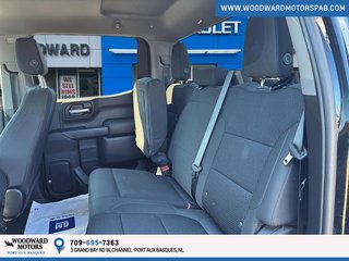 2021 Chevrolet Silverado 1500 4WD Crew CAB Custom in Port Aux Basques, Newfoundland and Labrador - 6 - w320h240px