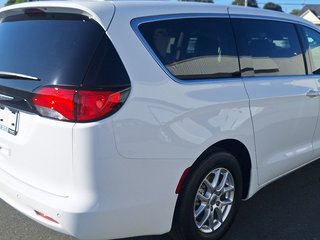 2024  Grand Caravan SXT in Bathurst, New Brunswick - 4 - w320h240cpx