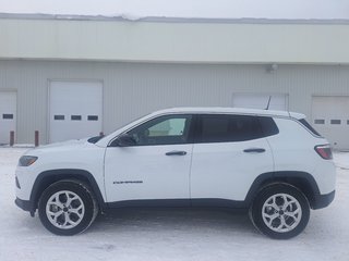 2025 Jeep Compass SPORT in Bathurst, New Brunswick - 3 - w320h240cpx