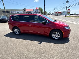 2025 Chrysler Grand Caravan SXT in Carleton, Quebec - 4 - w320h240cpx