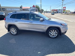 Jeep Cherokee Limited 2016 à Carleton, Québec - 5 - w320h240cpx