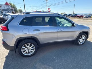 Jeep Cherokee Limited 2016 à Carleton, Québec - 6 - w320h240cpx