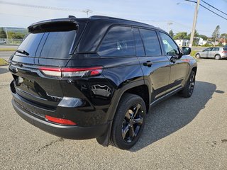 Grand Cherokee ALTITUDE 2024 à Carleton, Québec - 4 - w320h240cpx