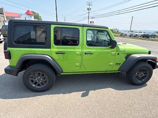 Jeep WRANGLER 4-Door SPORT S 2025 à Carleton, Québec - 6 - w320h240cpx