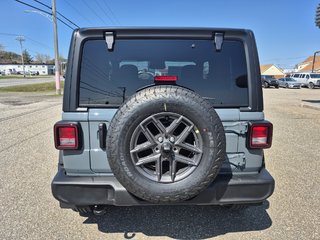2025 Jeep Wrangler SPORT S in Carleton, Quebec - 3 - w320h240cpx