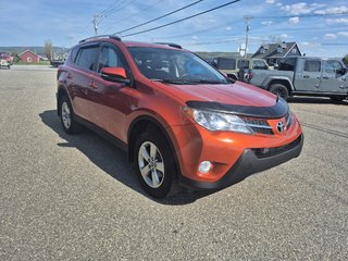 Toyota RAV4 XLE 2015 à Carleton, Québec - 4 - w320h240cpx