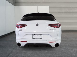 2021 Alfa Romeo Stelvio Ti Sport AWD in St-Jean-Sur-Richelieu, Quebec - 3 - w320h240cpx