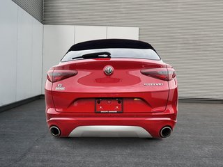 2021 Alfa Romeo Stelvio AWD TOIT-PANORAMIQUE in St-Jean-Sur-Richelieu, Quebec - 3 - w320h240cpx
