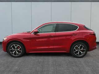 2021 Alfa Romeo Stelvio AWD TOIT-PANORAMIQUE in St-Jean-Sur-Richelieu, Quebec - 5 - w320h240cpx