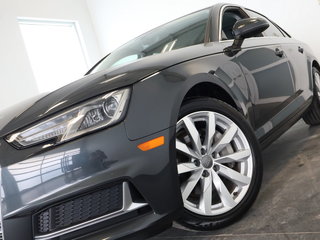 Audi A4 Sedan Komfort Quattro - Toit-Ouvrant - Cuir 2019 à St-Jean-Sur-Richelieu, Québec - 2 - w320h240cpx