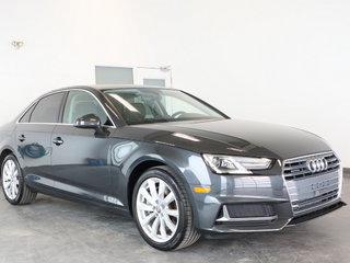 Audi A4 Sedan Komfort Quattro - Toit-Ouvrant - Cuir 2019 à St-Jean-Sur-Richelieu, Québec - 4 - w320h240cpx