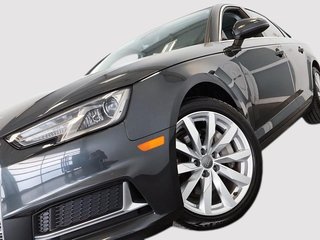 Audi A4 Sedan Komfort Quattro - Toit-Ouvrant - Cuir 2019 à St-Jean-Sur-Richelieu, Québec - 2 - w320h240cpx