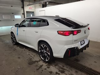 BMW X2 xDrive28i M-Sport Premium 2024 à St-Jean-Sur-Richelieu, Québec - 2 - w320h240cpx