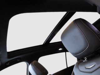 2022 Cadillac XT4 AWD Sport Toit-Panoramique in St-Jean-Sur-Richelieu, Quebec - 6 - w320h240cpx