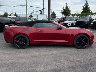 2018 Chevrolet Camaro CONVERTIBLE LT V6 in St-Jean-Sur-Richelieu, Quebec - 4 - w320h240cpx