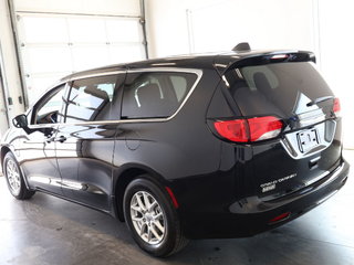 2024 Chrysler Grand Caravan SXT in Sherbrooke, Quebec - 5 - w320h240cpx