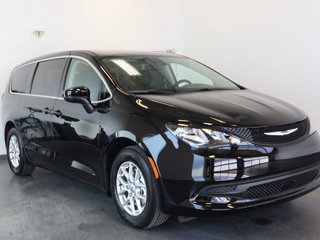 2024 Chrysler Grand Caravan SXT in Sherbrooke, Quebec - 4 - w320h240cpx