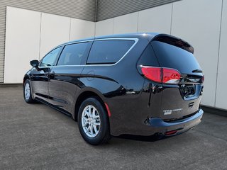 2024 Chrysler Grand Caravan SXT in St-Jean-Sur-Richelieu, Quebec - 4 - w320h240cpx