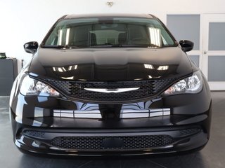 2026 Chrysler Grand Caravan SXT in Sherbrooke, Quebec - 3 - w320h240cpx