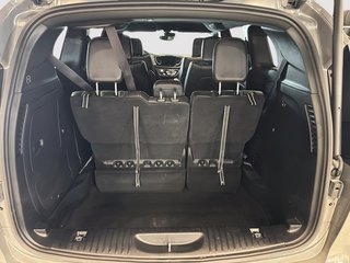 2023 Chrysler Pacifica Hybrid Touring L in St-Jean-Sur-Richelieu, Quebec - 6 - w320h240cpx