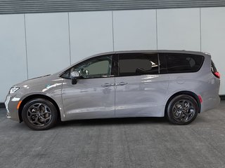 2023 Chrysler Pacifica Hybrid Touring L in St-Jean-Sur-Richelieu, Quebec - 5 - w320h240cpx