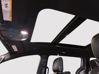 Chrysler Pacifica Touring-L Apparence S 2023 à St-Jean-Sur-Richelieu, Québec - 3 - w320h240cpx