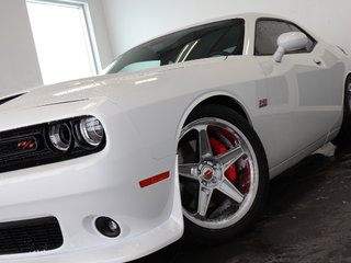 2023 Dodge Challenger R/T ENSEMBLE PLUS ET PERFORMANCE in St-Jean-Sur-Richelieu, Quebec - 2 - w320h240cpx