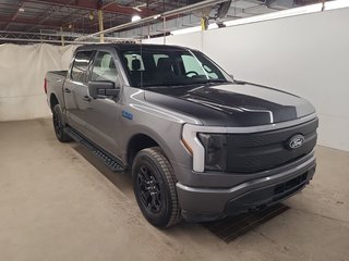 Ford F-150 Lightning XLT SuperCrew 4x4 Navigation 2025 à St-Jean-Sur-Richelieu, Québec - 2 - w320h240cpx