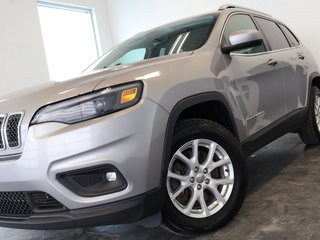 2019  Cherokee North 4X4 V6 in St-Jean-Sur-Richelieu, Quebec - 2 - w320h240cpx