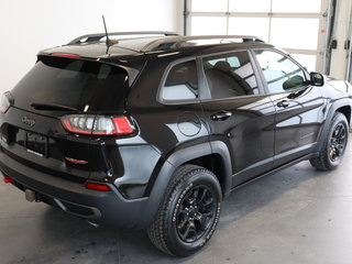 2020  Cherokee Trailhawk 3.2L V6 4X4 in St-Jean-Sur-Richelieu, Quebec - 6 - w320h240cpx