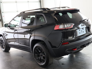 Cherokee TRAILHAWK V6 4X4 NAVIGATION 2022 à St-Jean-Sur-Richelieu, Québec - 5 - w320h240cpx