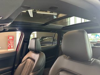 2026 Jeep Cherokee OVERLAND in St-Jean-Sur-Richelieu, Quebec - 5 - w320h240cpx