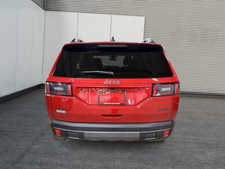 2026 Jeep Cherokee Laredo in St-Jean-Sur-Richelieu, Quebec - 3 - w320h240cpx