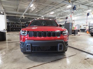 Jeep Cherokee LAREDO 2026 à St-Jean-Sur-Richelieu, Québec - 2 - w320h240cpx