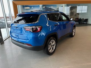 2025 Jeep Compass SPORT in St-Jean-Sur-Richelieu, Quebec - 6 - w320h240cpx