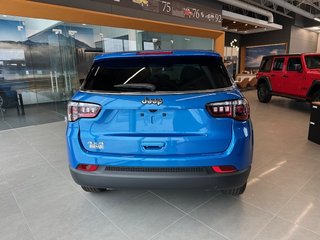 2025 Jeep Compass SPORT in St-Jean-Sur-Richelieu, Quebec - 5 - w320h240cpx