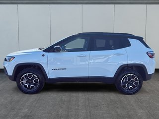 2025 Jeep Compass TRAILHAWK in St-Jean-Sur-Richelieu, Quebec - 5 - w320h240cpx