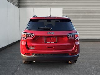 Jeep Compass Altitude Luxe 4X4 Navigation 2025 à St-Jean-Sur-Richelieu, Québec - 3 - w320h240cpx