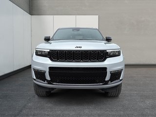 Jeep Grand Cherokee L Summit 2023 à St-Jean-Sur-Richelieu, Québec - 2 - w320h240cpx