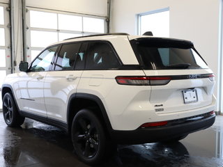 2024  Grand Cherokee ALTITUDE in St-Jean-Sur-Richelieu, Quebec - 5 - w320h240cpx
