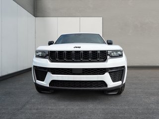 Jeep Grand Cherokee ALTITUDE 2026 à Sherbrooke, Québec - 2 - w320h240cpx
