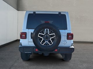 Jeep WRANGLER 4-Door SAHARA 2025 à St-Jean-Sur-Richelieu, Québec - 3 - w320h240cpx