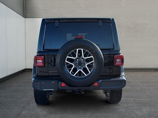 Jeep WRANGLER 4-Door SAHARA 2025 à St-Jean-Sur-Richelieu, Québec - 3 - w320h240cpx