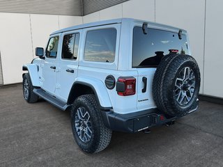 2025 Jeep WRANGLER 4-Door SAHARA in Sherbrooke, Quebec - 4 - w320h240cpx