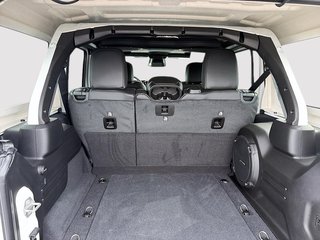 Jeep Wrangler 4-Door RUBICON 2026 à Sherbrooke, Québec - 6 - w320h240cpx