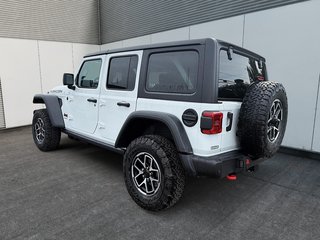Jeep Wrangler 4-Door RUBICON 2026 à Sherbrooke, Québec - 4 - w320h240cpx