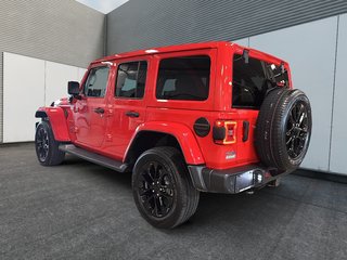 Jeep Wrangler 4xe Unlimited Sahara Sky-One Touch 2021 à St-Jean-Sur-Richelieu, Québec - 4 - w320h240cpx