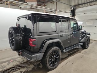2021 Jeep Wrangler 4xe Unlimited Sahara Sky-One Touch in St-Jean-Sur-Richelieu, Quebec - 3 - w320h240cpx