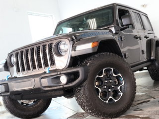 2022 Jeep Wrangler 4xe Unlimited Rubicon 4XE SKY ONE-TOUCH ELECTRIQUE! in St-Jean-Sur-Richelieu, Quebec - 2 - w320h240cpx