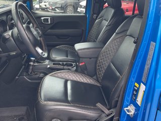 Jeep Wrangler 4xe Unlimited High Altitude 4XE Branchable SKYVIEW 2023 à St-Jean-Sur-Richelieu, Québec - 4 - w320h240cpx